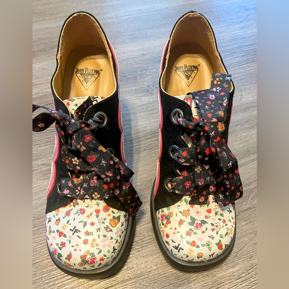 John Fluevog Fermare 8.5 - Picture 5 of 7